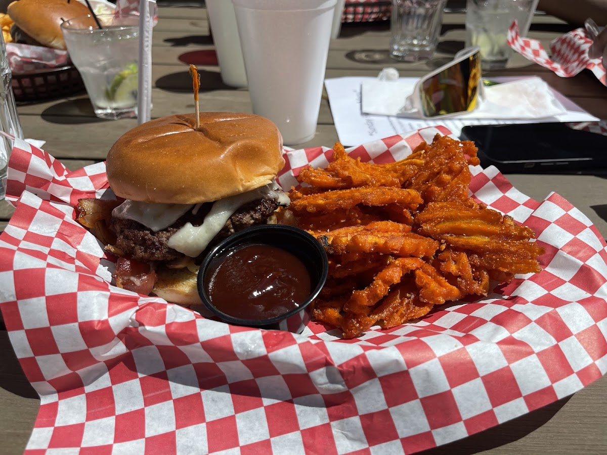 The Friendly Grill And Tavern-7